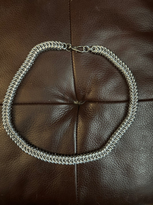 Chainmail box chain